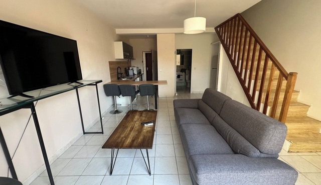 Mini Villa T3 Duplex+studio 100m2. Proche de la Plage, Idéal Pour les Familles