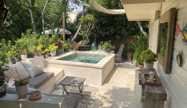 Mini Villa With Jacuzzi