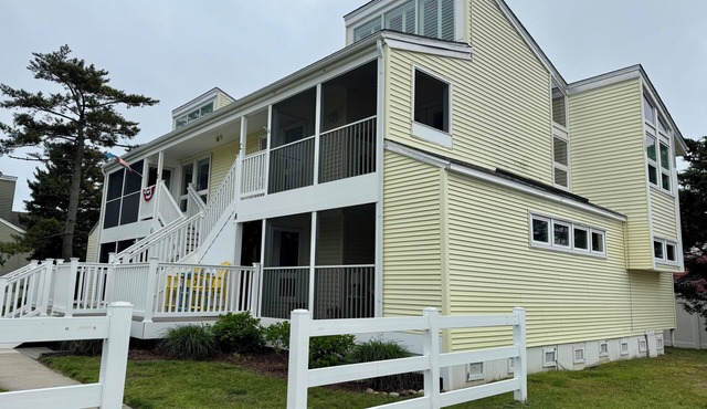 MINI-WEEKS! SWEET BEACH COTTAGE STEPS TO SAND-DEWEY BEACH-22 McKinley, Unit A