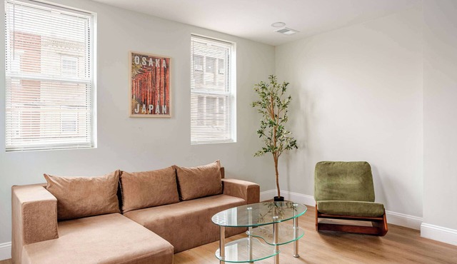Minimalist S Center City | GlobeNest