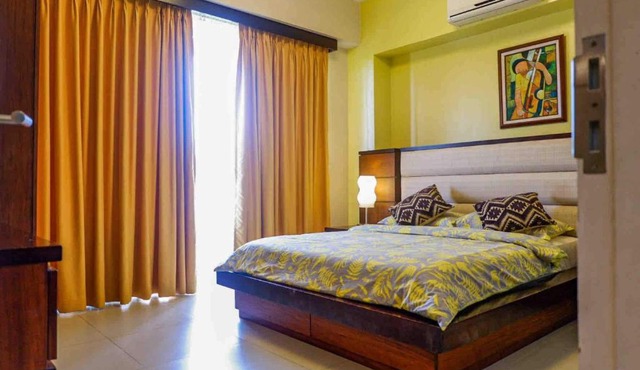 Miranda 514B 2br at Pico de Loro by Raquel's Place