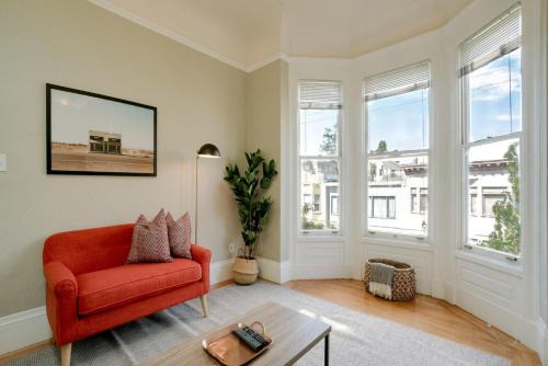Missions Dolores 1br nr dining cafes shops SFO-1621