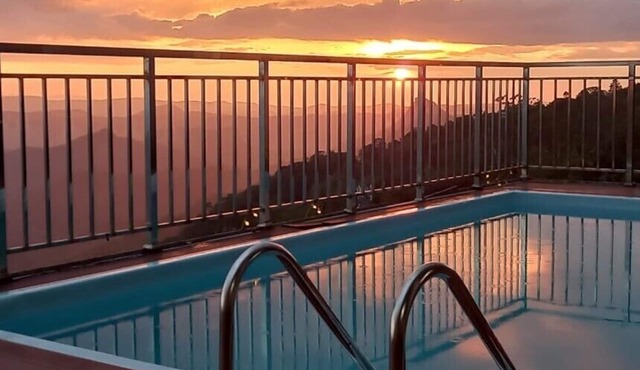 Misty Mountain Resort