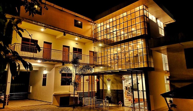 Mizzle Resort