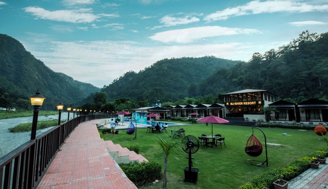MJ River Resort By DLS Hotels