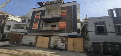 MMQ Villa's