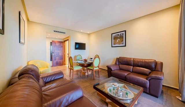 Mnar Castle 2 Pers in 2 Rooms APT Sea View