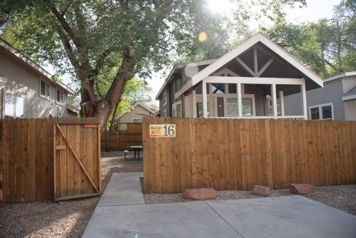 Moab Rim Cabin #16