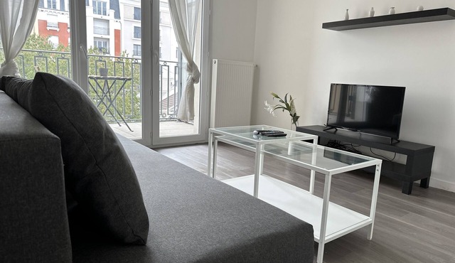 Moaki Paris : Luxury apartment, free parking, 3 stars ⭐️ ⭐️
