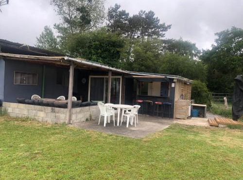 Mobil-home Atypique sur terrain privé Manche SURVILLE -