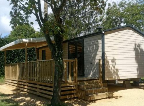 Mobil Home Familial avec Terrasse - 4 Pers. - API-1-52-1731