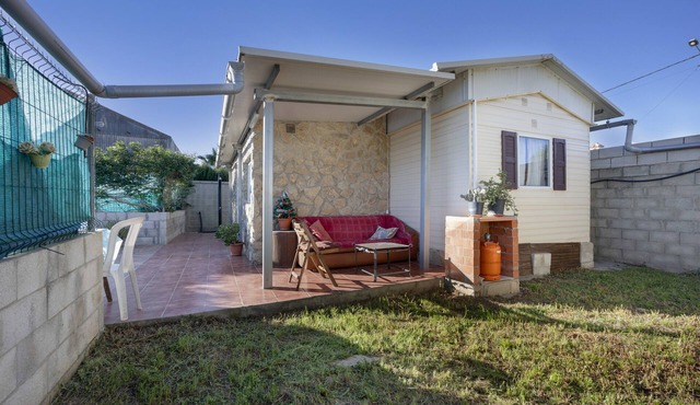 Mobile Home 'Manoli' with Private Garden and Balcony