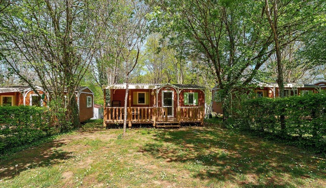 Mobile Home for 4 with Shared Pool, Wi-Fi, Air Conditioning – Périgord Noir
