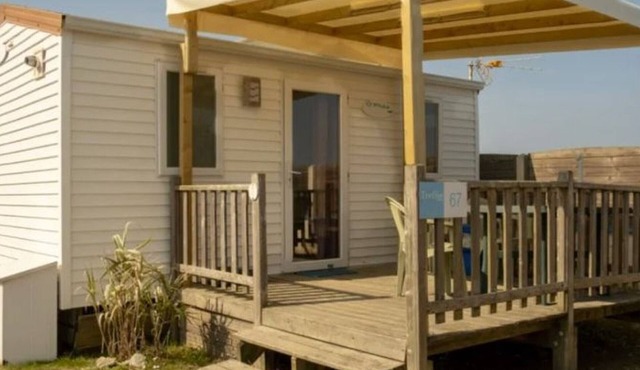Mobile Home with Terrace for 3 People