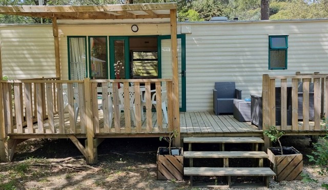Mobile home 2 adults and 3 children