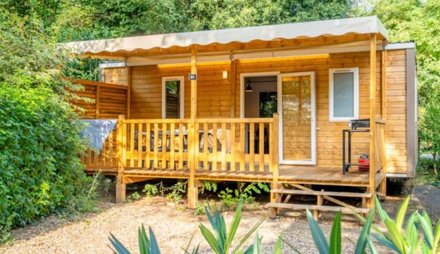 Mobile home 4 pers with terrace in Rivedoux-Plage