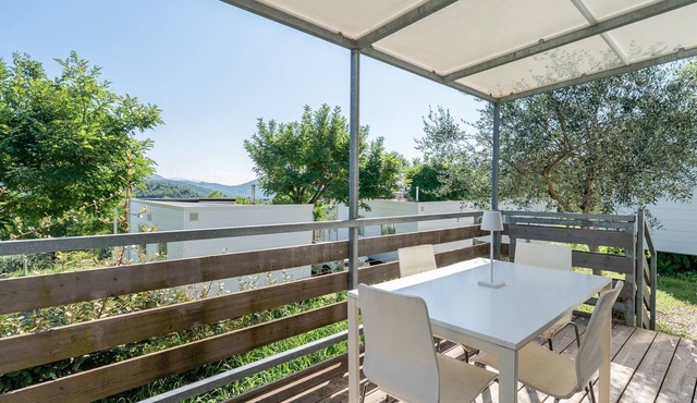 Mobile Home 'Camping Belsito Venere 508' with Shared Pool, Wi-Fi & Air Conditioning