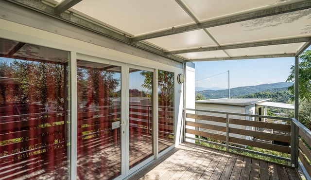 Mobile Home 'Camping Belsito Venere 510' with Shared Pool, Wi-Fi and Air Conditioning