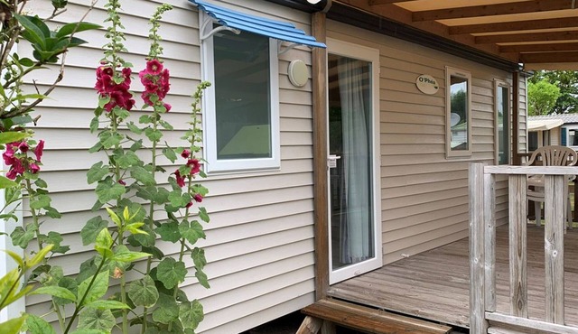 Mobile Home for 4 with Terrace - Fully Equipped Kitchen