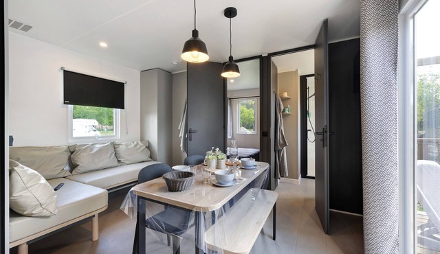 Mobile Home “Riviera 48” with Shared Pool, Communal Terrace and Wi-Fi
