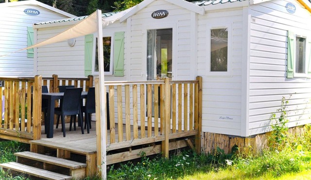Mobile home with terrace - 4 guests