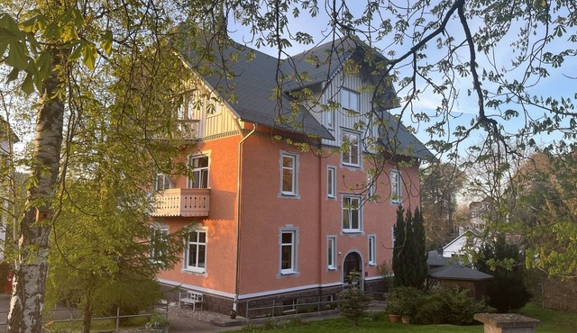 Moderne Ferienwohnung in Alter Villa am Rande des Thüringer Waldes