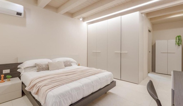 Modena Historic Center - Elegant Family Apartment