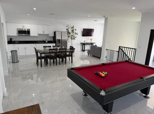 Modern 2BR in Miami - Centrally located - Free On-Site Garage Parking - FIFA World Cup