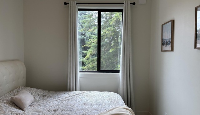 Modern 2BR Suite by the Beach | Walk to Hospital | Quiet & Bright Getaway