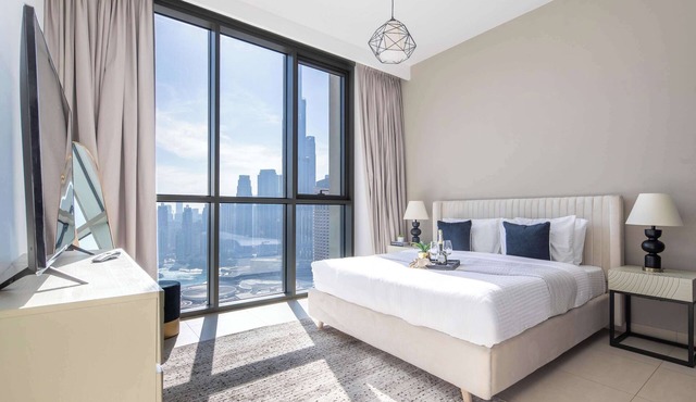 Modern 2BR with full Burj Khalifa & Fountain Views