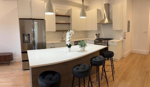 Modern 3BR,2BA Apartment in Jersey City, Easy Access, 40 min to Manhattan