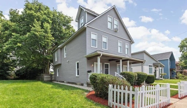 Modern 3BR | Amazing Location | Highly Walkable!