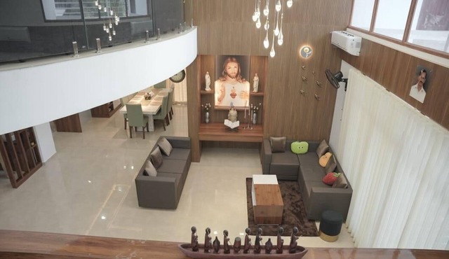 Modern 5-bedroom bungalow in vibrant Thrissur