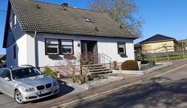 Modern 80 sqm apartment near Saarburg in a quiet location,
