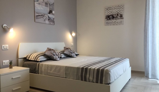 Modern and bright, a stone's throw from the sea