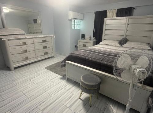 Modern and comfortable 15 minutes from San Juan