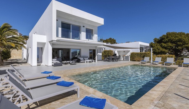 Modern and romantic villa in Moraira, Costa Blanca, Spain with private pool for 4 persons