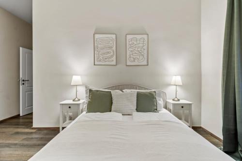 Modern and Spacious at Millennium City - 6 min to metro