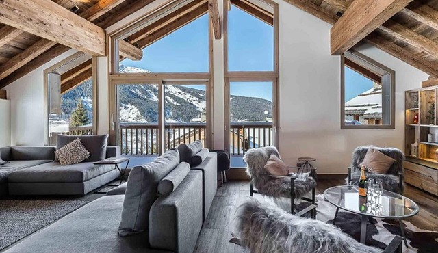 Modern and spacious chalet in Méribel with jacuzzi and sauna