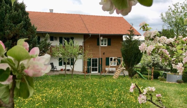 Modern Apartment in Lindegg with Balcony