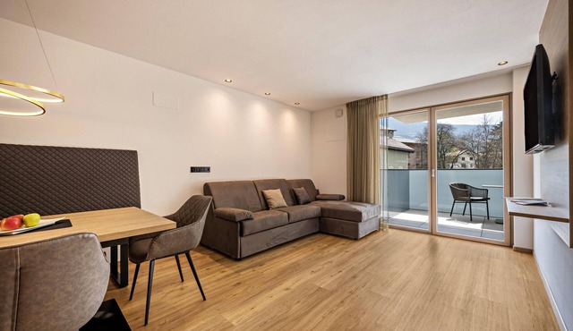 Modern Apartment "Nice 4" with Balcony in the Center of Bressanone/Brixen