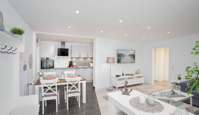 Modern apartment on the Baltic Sea/vacation with your own horse
