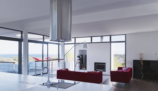 Modern architect-designed villa