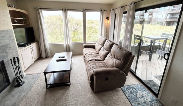 Modern Beach Front Pajaro Dunes 1st Floor Condo - Yards From Beach/Gated Entry