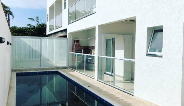 Modern beachfront apartment with private barbecue and pool - Ubatuba
