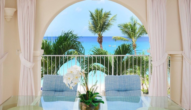 Modern Beachfront Condo - St Peter's Bay 301