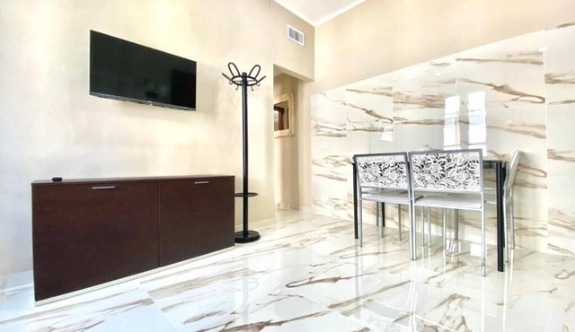 Modern, between Linate Airport and San Donato Subway Milan