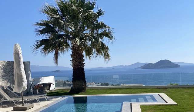 Modern Bodrum Villa Amazing view pool and Garden