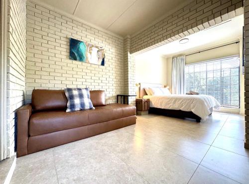 Modern Boutique Studios