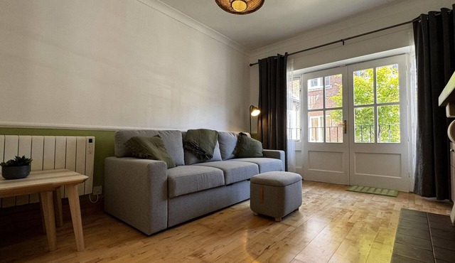Modern, bright 1 bed apart. near Grand Canal Dock